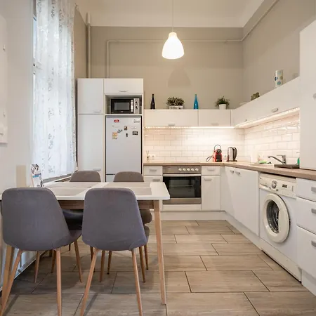 Bpr Castle Hill Apartment With Garden Budapeszt Zewnętrze zdjęcie