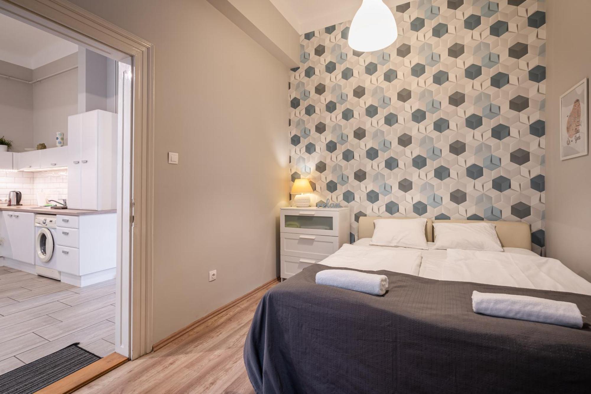 Bpr Castle Hill With Garden * Budapest